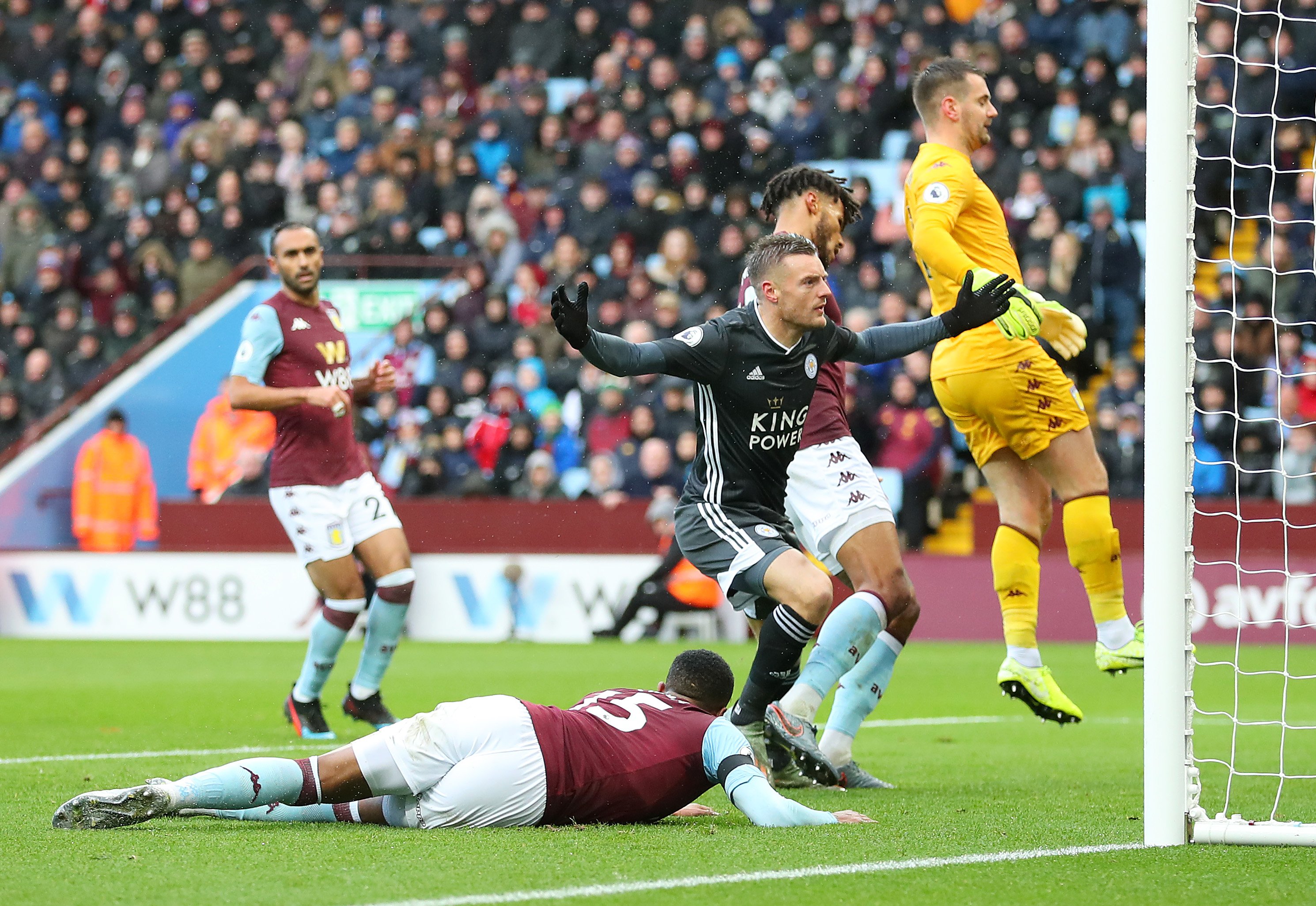 但他们在比 但他们在比